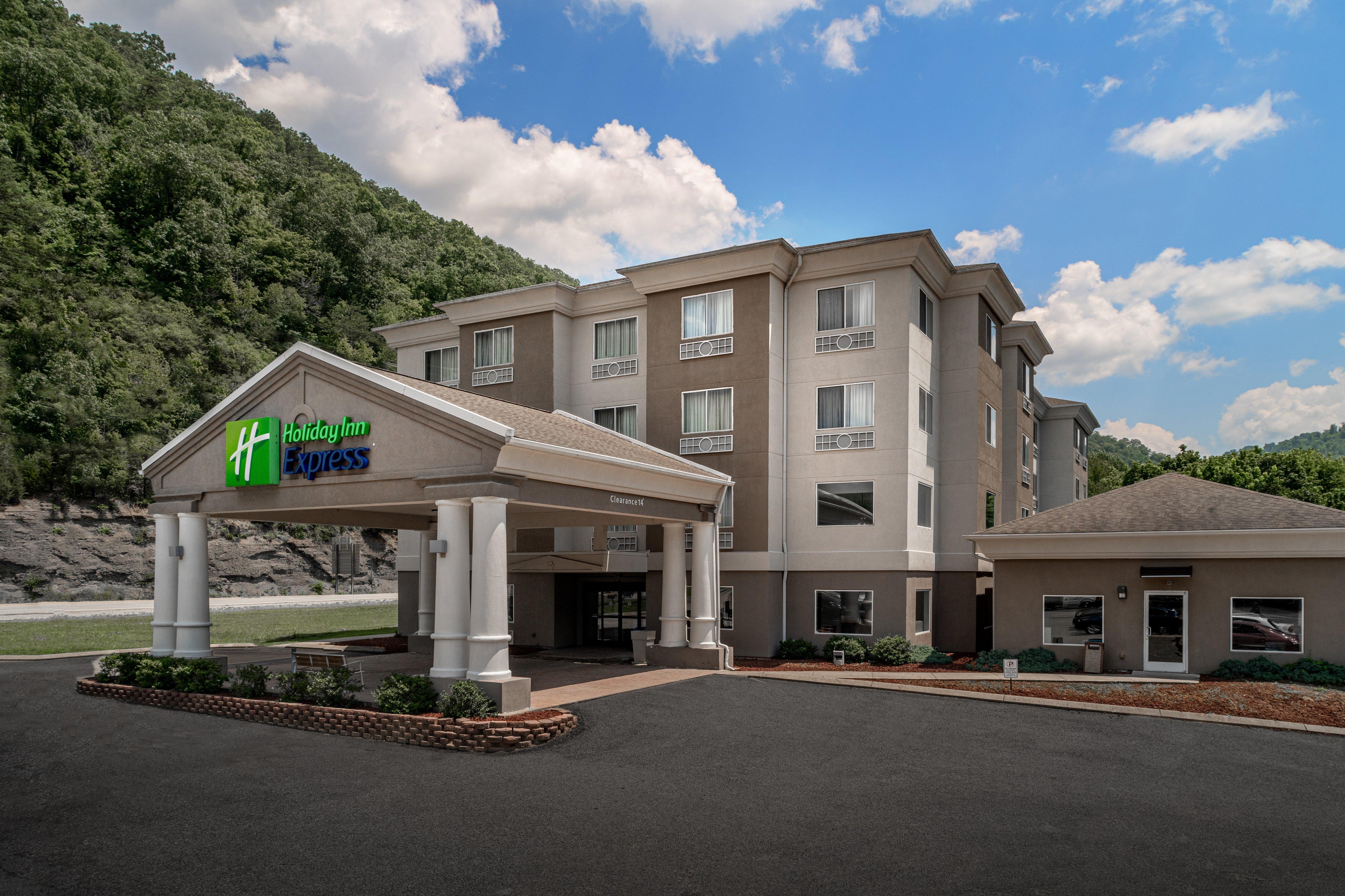 Holiday Inn Express And Suites Pikeville By Ihg Exterior photo